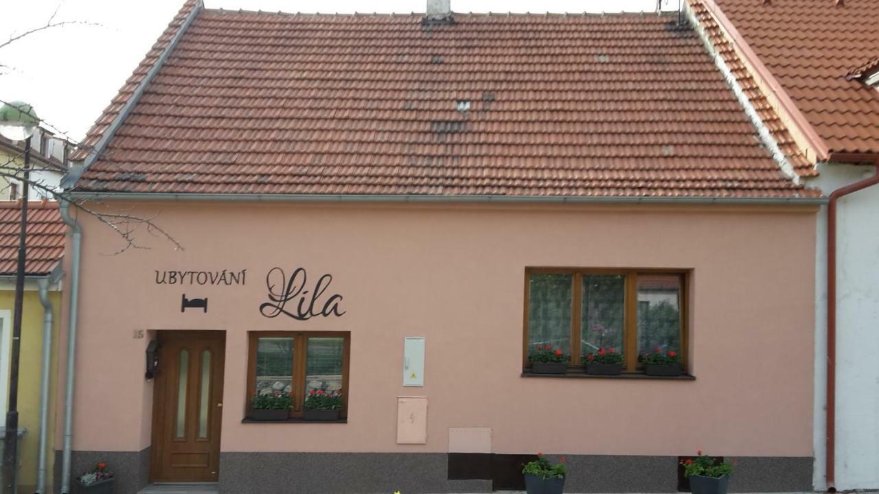 Ubytovani Lila Mikulov Eksteriør bilde